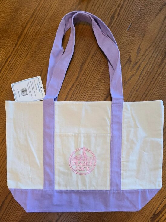 Trader Joe’s Canvas Large Purple Shopping Bag Limited Tote Lavender New W/Tags - Picture 2 of 4